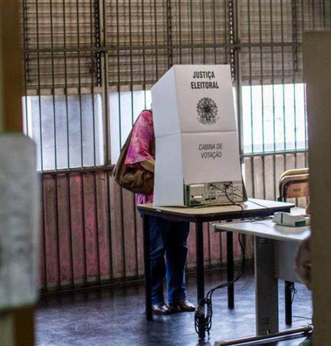 Sem máscara, eleitor não votará, diz plano sanitário do TSE