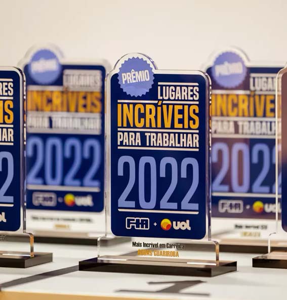 Troféus do Prêmio Lugares Incriveis Para Trabalhar (LIPT) 2022
